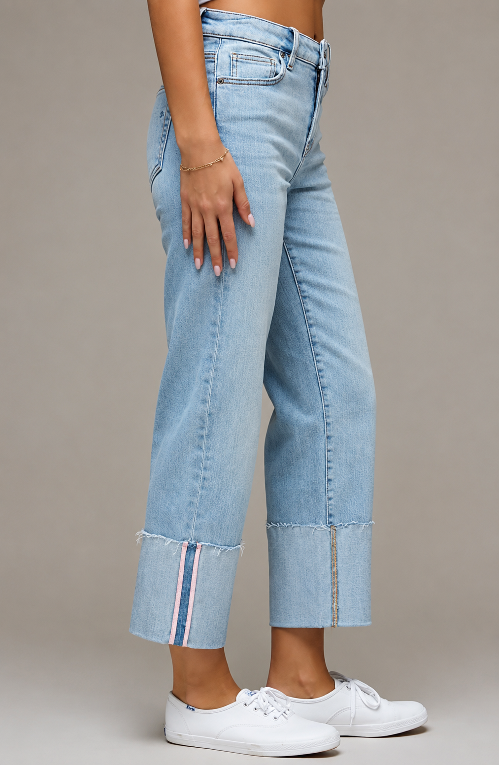 Ella Cropped Classic Straight Jeans