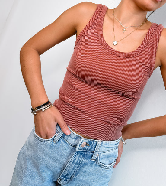 Basic Babe Tank Top (Rust)