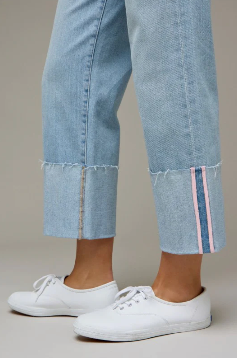 Ella Cropped Classic Straight Jeans