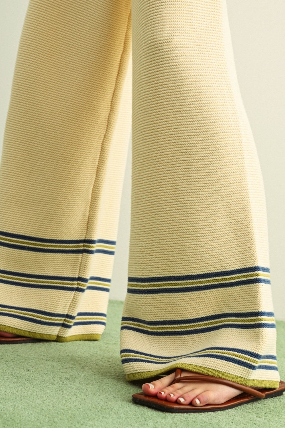 Everyday Escape Knit Pants