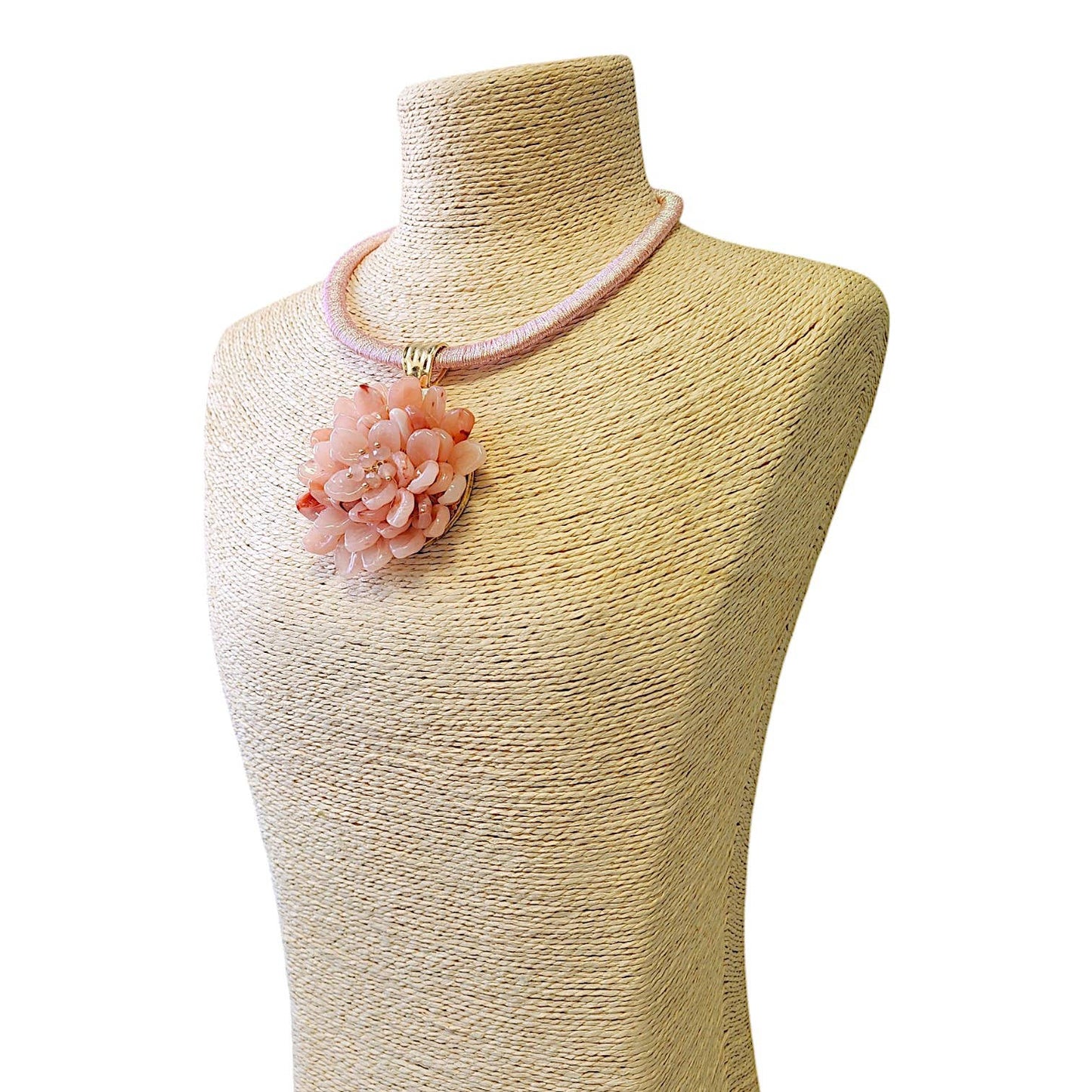 Blush Pink Flower Pendant Collar