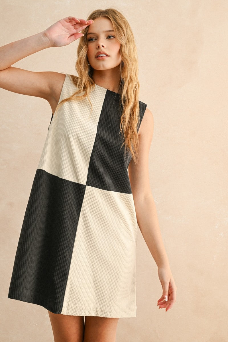 Retro Contrast Mini